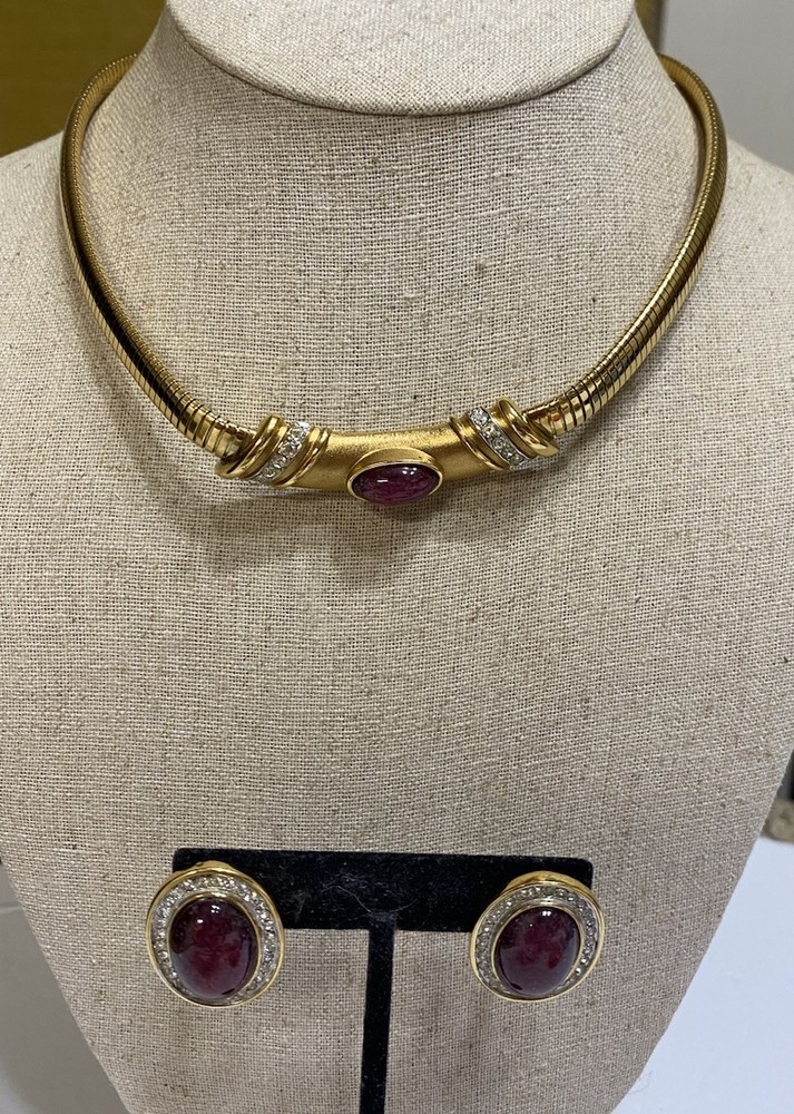 GORGEOUS SIGNED LANVIN GERMANY GOLD TONE NECKLACE AND EARRINGS AUTHENTIC