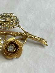 Vintage Flower Brooch with Rhinestone Leaves