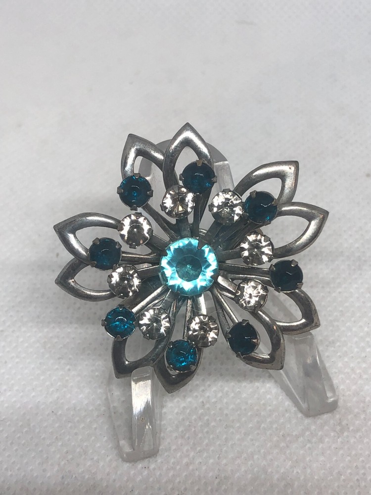 VINTAGE DARK LIGHT BLUE GREYISH RHINESTONES BROOCH PIN