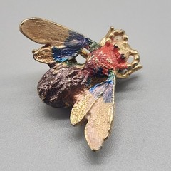 Vtg BB Bee Brooch Gold Tone Scatter Pin Bug Insect Watercolor Enamel Style Read