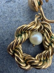 Vintage Braided Rope Clip On Earrings 1.5 In As Is Gold Pearl Twist Dangle Green