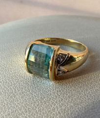 VINTAGE 14K YELLOW GOLD CHECKERBOARD PRISM CUT BLUE TOPAZ DIAMONDS RING DESIGNER