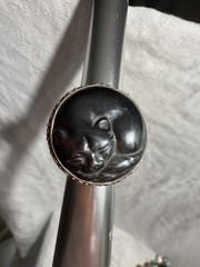 Vintage Silver 925 Sajen Size 8 Hematite Carved Sleeping Cat Ring