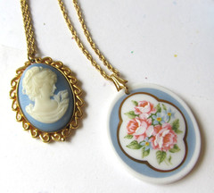 LOT Vintage Estate Costume Jewelry MONET CAMEO Avon Beau Jewels JULIANA