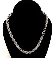 VINTAGE SILVER PLATED LIGHTWEIGHT ROPE 8mm. THICK CHAIN 18 INCH NECKLACE 3211