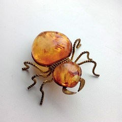 Vintage Soviet spider brooch. Amber-honey color. Made in the USSR.