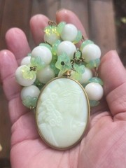 SALE! VINTAGE URANIUM LADY CAMEO PENDANT 1930’S URANIUM GLASS BEAD NECKLACE SET