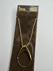 VTG NWT Crown TRIFARI Amulet Holder Charm Holder 30” Gold Tone Necklace 80s