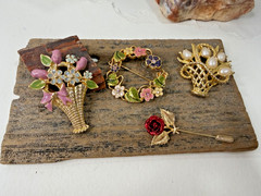 Vintage Flower Brooch Lot of 4 Gold Tone Enamel Faux Pearl Rose Estate Jewelry