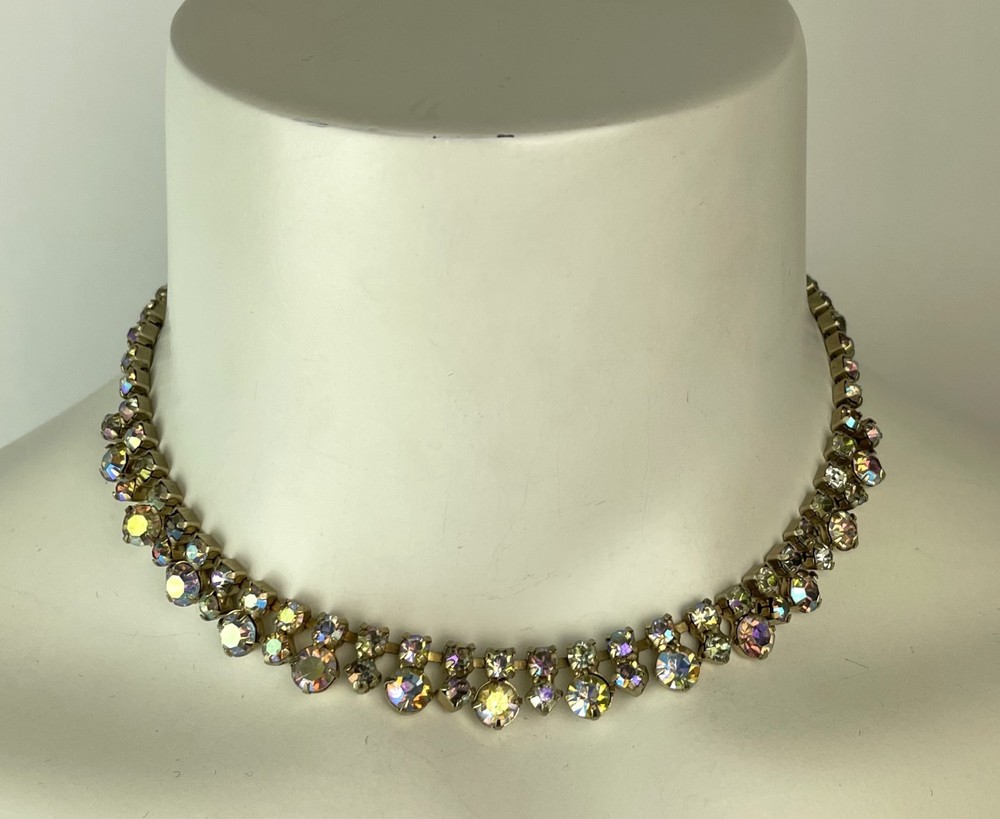 Vintage 50s Unsigned WEISS Peacock Aurora Borealis choker Necklace 15.5″