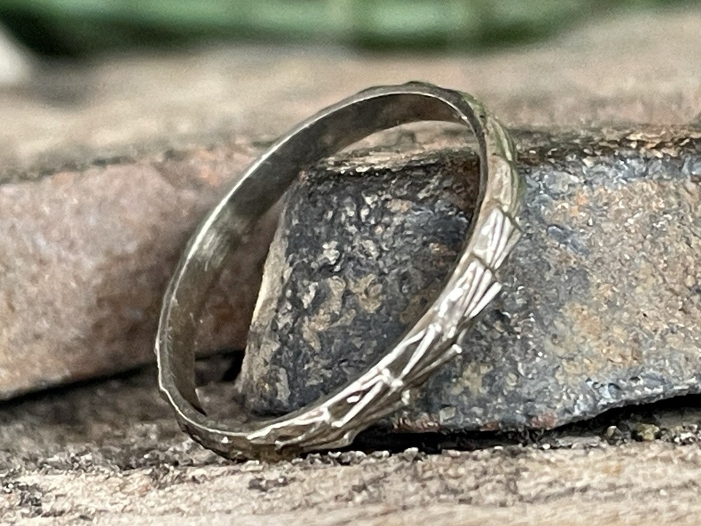 Vintage Art Deco Children’s 10K W Gold Ring Sz 0.5 Eternity Etched
