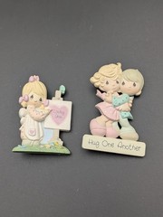 Vintage Precious Moments Hug One Another & Loving You Pin Brooch 1989