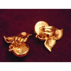 NOS 80s Swarovski Crystal Mabe Pearl Pave Rhinestone Gold Clip Earrings SAL