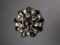 Vintage Juliana Style Black Rhinestone Brooch 1.75″ Unsigned