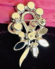 VINTAGE SIGNED EISENBERG BRILLIANT LIGHT BLUE RHINESTONE BROOCH PIN