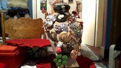 vintage lot of brooches and necklacesI will put ten neckl, in the package.