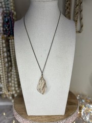 Lot Of 5 Necklaces Crystals Stones Dainty Gold Tone Silver Tone Jewelry Set