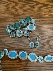 Vintage Napier Teal/Green Crackle Glass Cabichon Set