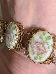 Vintage Lavender Rose Bracelet Yellow Gold Filled 7.25 Inches