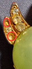 Unsigned Jelly Belly-Type Bird 1-1/4″ Brooch/Pins. See Pics & Description.