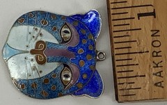 VINTAGE LAUREL BURCH SILVER ENAMEL CHEETAH LEOPARD SPOTTED CAT PENDANT 6 Grams
