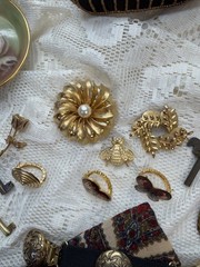 Jewely Lot Estate Scarf Rings Keys Beaded Bag Purse Gloves Pin Dish SEE PICS