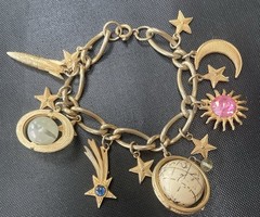 Vintage Signed Chunky Charm Bracelet KARU 60’s Space Race atomic planets 7″
