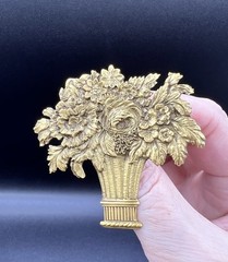 Vintage Concord Museum Wall Paper By Moses Grant Boston Brooch, Gold Tone