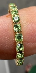 Vintage Silver Tone Full Round Cut Modern Eternity Green Peridot Ring Size 8.25