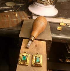 Original EARTH MINED EMERALD Deco Design Earrings Vintage Style Dangles 14K GOLD