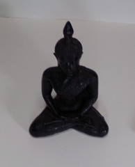 SEATED BUDDHA FIGURINE STATUE 4.5″ x 6″ 14 OZ j88cr V88CR CL88CR