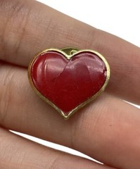 J7I Vintage Hallmark Red Enamel & Gold Tone (Broken) Heart Pin Brooch AS IS