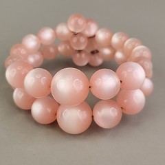 Vintage Moonglow Wrap Bracelet Pink Graduated Lucite Layered Expands 6″