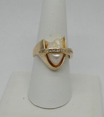 Modern Space Age Solid Gold Ring w/ Mississippi River Pearl & Band of Diamonds