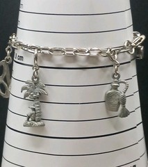 Vintage Summer Charm Bracelet Dangle Silver Tone Vacation 6.75″