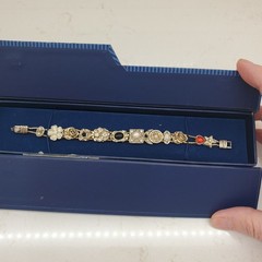 Boxed Victorian Revival Vintage 7″ Charm Bracelet in JTV Gift Box