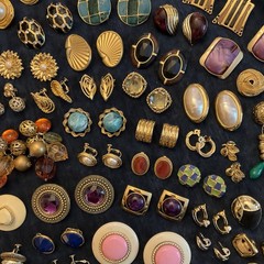 HUGE Lot Vintage Clip On Screw back Earrings TRIFARI Sarah Cov Gay Boyer Coro