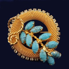 Hobe Rhinestone and Blue Art Glass Cabochon Gold Mesh Brooch Vintage