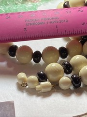 VULCANITE FRENCH LUCITE BEADS STRUNG CHAIN SCREW CLASP NECKLACE MARION GODART?