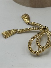Unsigned Vintage Avon Decorative Tassel Pin Brooch Gold Tone Knotted Rope-Look