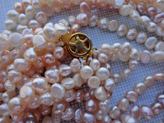 VTG ESTATE MULTI STRAND IVORY PINK PEACH BAROQUE FRESHWATER PEARL NECKLACE 17″