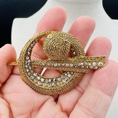 Florenza Vintage Gold Tone Rhinestone Orbit Swirl Brooch Textured 3” Modernist