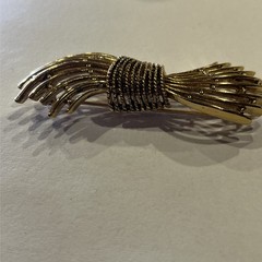 VINTAGE OSCAR DE LA RENTA Signed Gold Tone Bow Brooch Pin, Rare, 3.25”