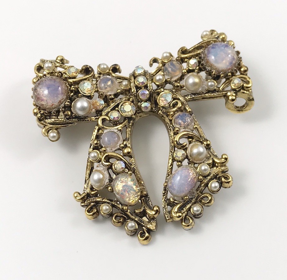 Vintage Signed Hollycraft Faux Pearl Fire Opal Bow AB Rhinestone Brooch Pin. #42