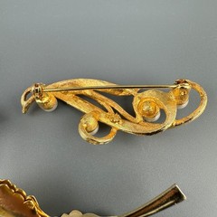 Vintage to Now Brooch Lot Gold Tone Faux Pearl Leaf Textured Brushed 1 Signed