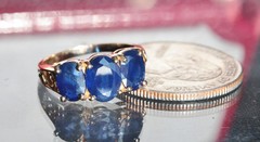 14k yellow gold size 5 ring 2.50ct natural Ceylon treated sapphire 3 stone 2.8g