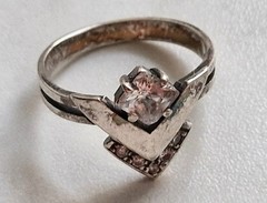 Vintage ring sterling silver 925 Size 8 Weight 3.1 g. Ukrainian jewelry.