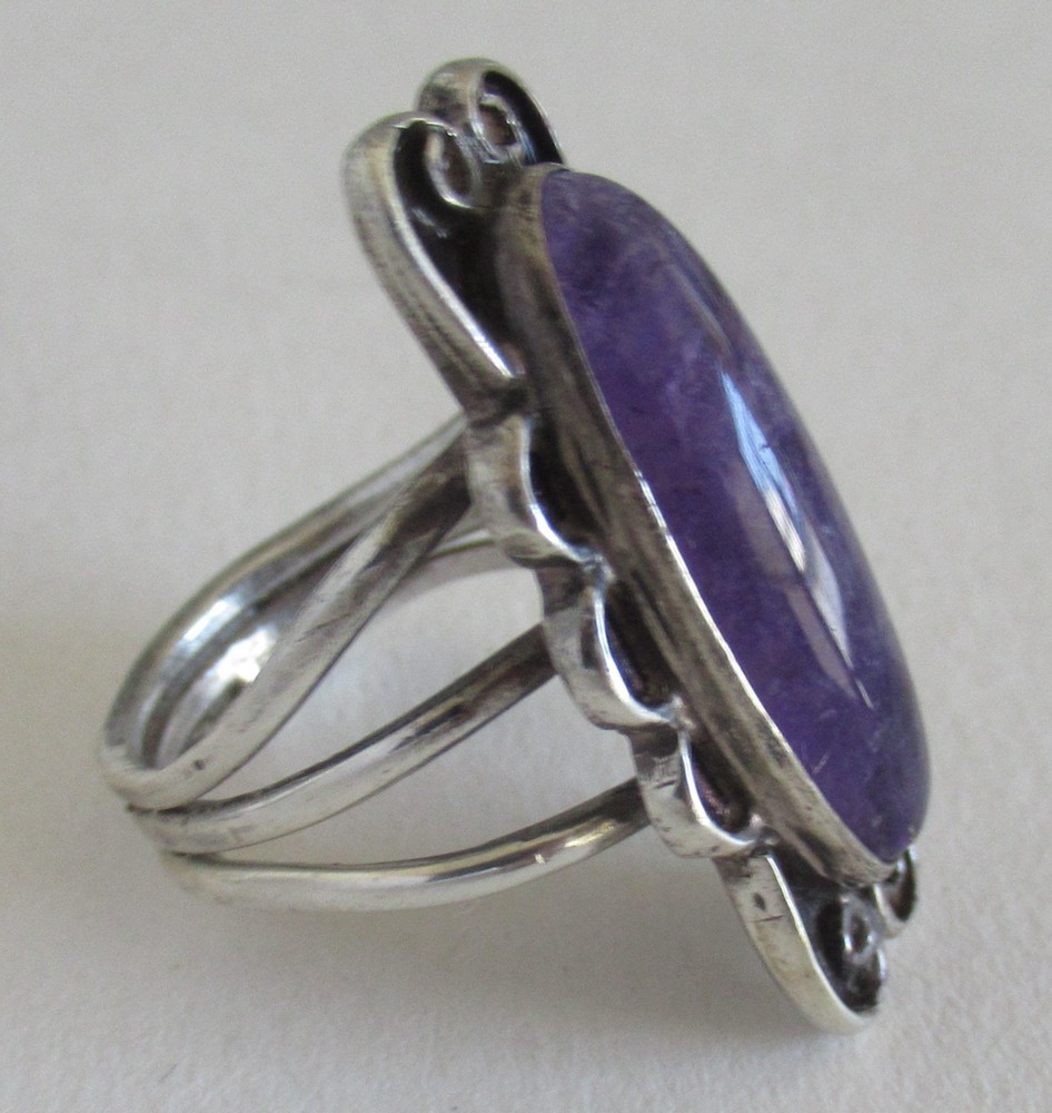LONG HANDMADE SOUTHWEST SIZE 5.25 STERLING RING w AMETHYST, 7 GRAMS, 1 1/4″ LONG