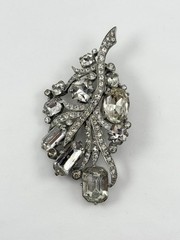 Vintage Eisenberg Original Clip W/ Clear Rhinestones