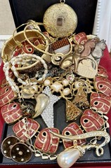 Vintage Estate Costume Jewelry Lot ! MONET, AVON and more!